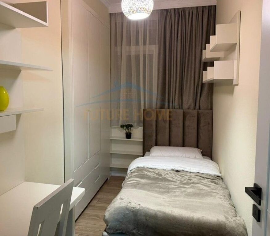 Qera , Apartament 3+1+2, Bulevardi B.Curri , Tirane!