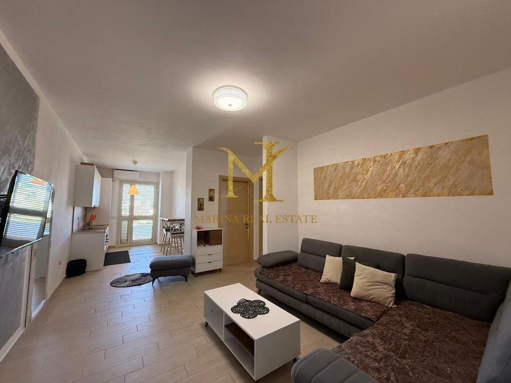 JEPET ME QERA APARTAMENT 1+1 NE PLAZH , DURRES !!