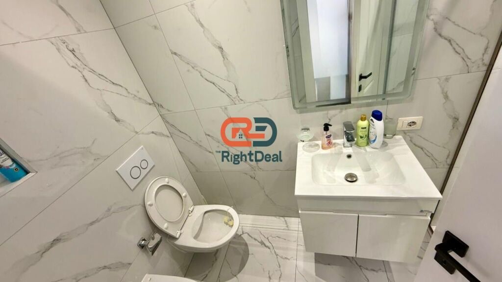 Tek Rruga e Kosovareve, Jepet Me Qira, Apartament 1+1 Totalisht i Mobiluar!!!