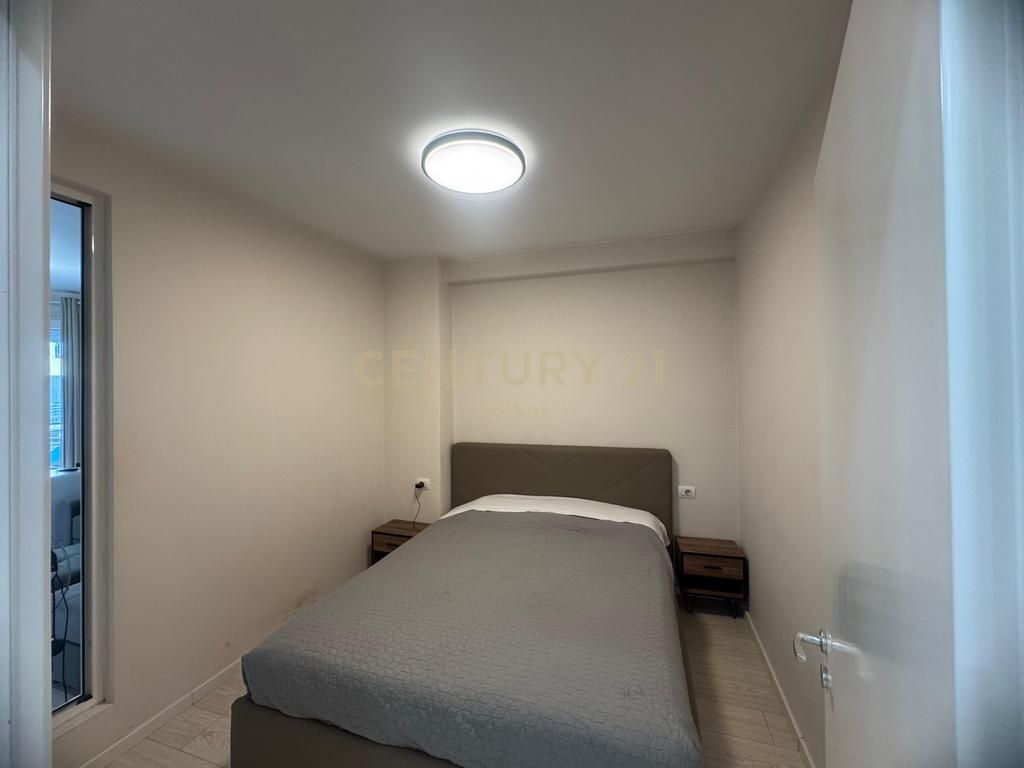 APPARTAMENTO 1+1 IN AFFITTO, VIA KAVAJES: Condor Center