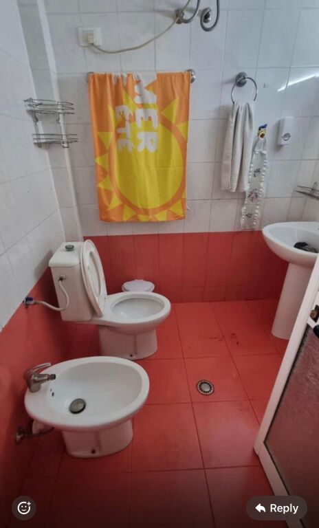 2+1,i mobiluar,kat vile,te hotel mondiali,21 dhjetori,500 mije leke