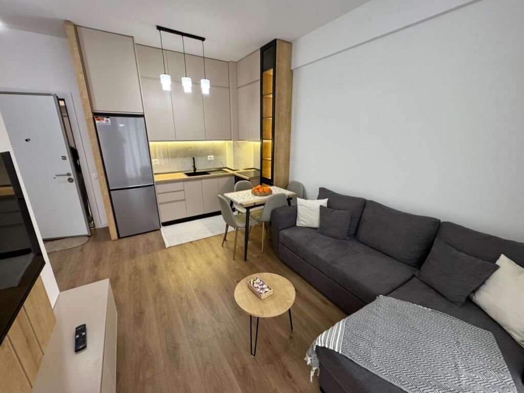 🏠 Jepet me qera Apartament 1+1  📍 Adresa: Fresk, Oxa💰 Çmimi: 40.000 lekë / muaj