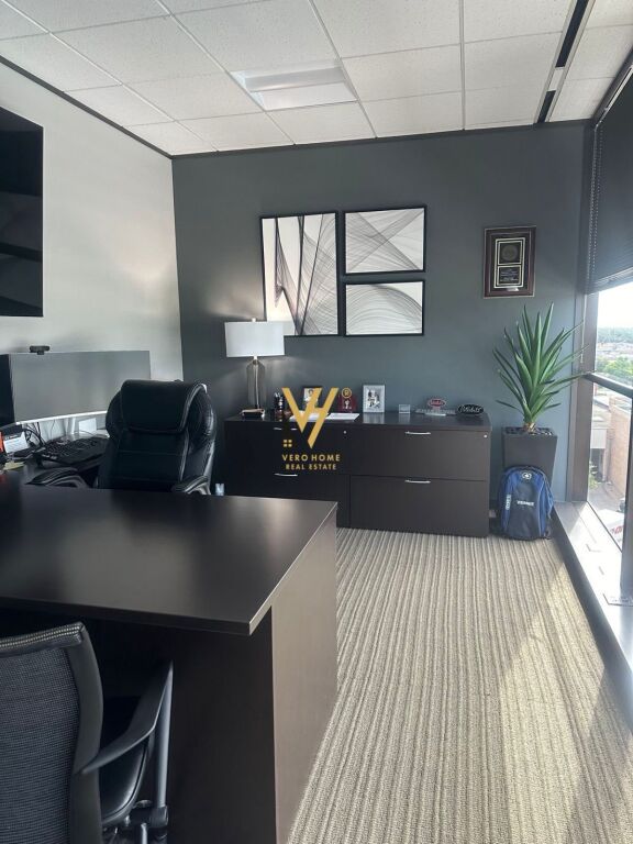 JEPET ZYRE 350 M2 ME QIRA TE KULLAT BINJAKE 5.000 EURO