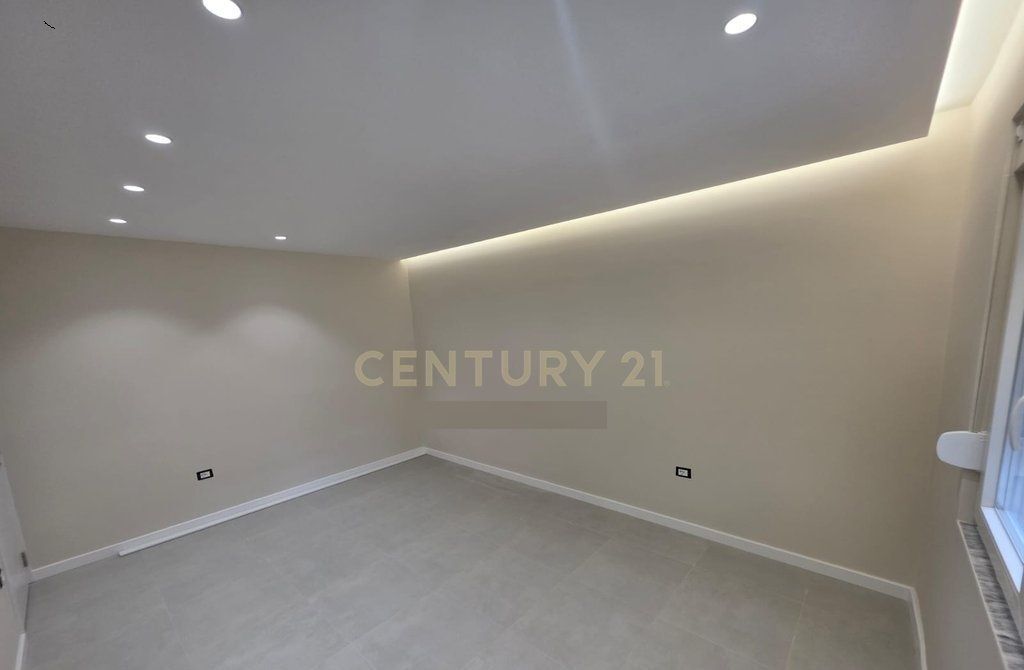 Apartment 2+1 for sale, renovated at Oxhaku