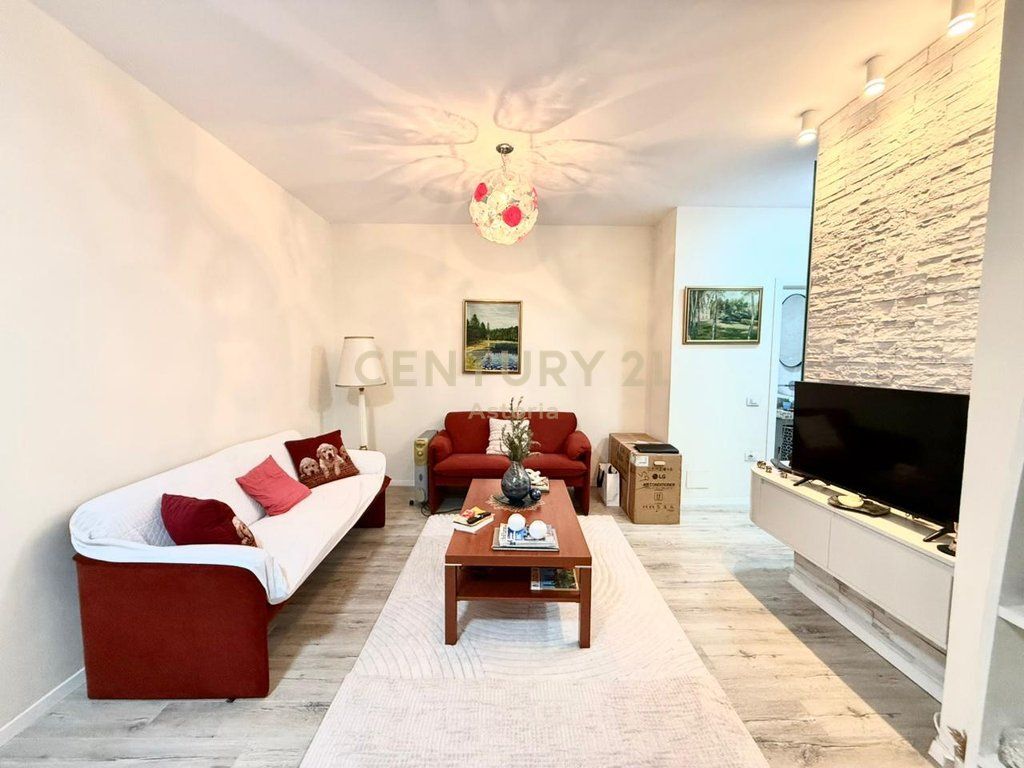 Apartament 1+1 për shitje te Gjimnazi Partizani