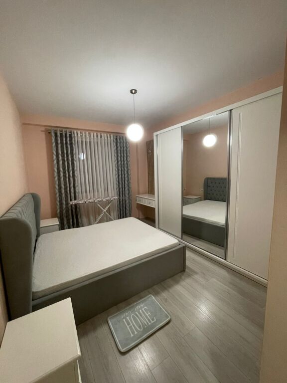 APARTAMENT ME QERA 1+1 PORCELAN 60.000 LEKE