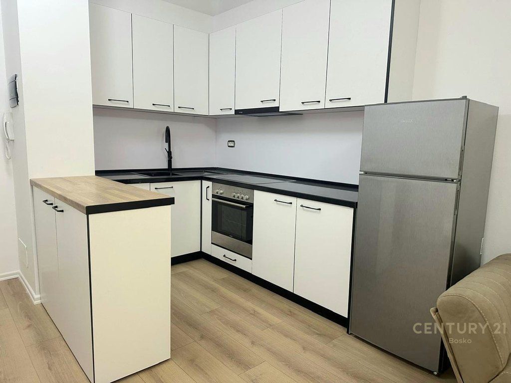 Zogu i Zi, apartament 1+1 per qira