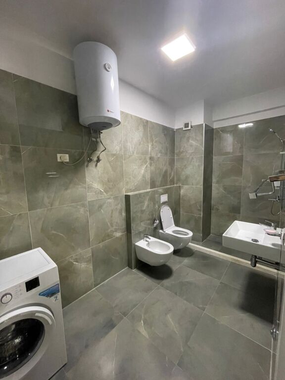 APARTAMENT ME QERA 1+1 PORCELAN 60.000 LEKE