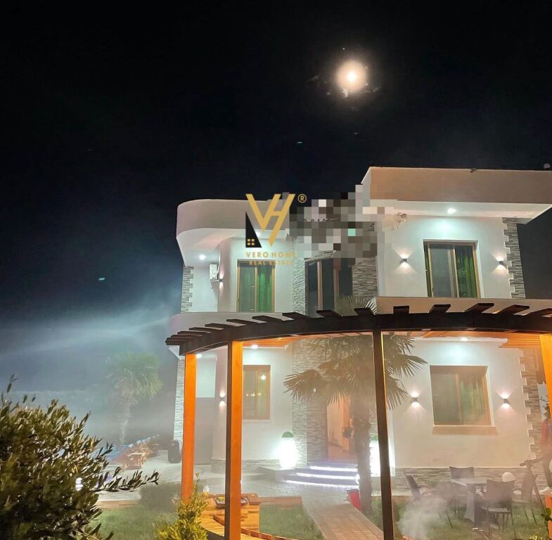 SHITET VILE DY KATESHE NE RRUSHKULL, SUKTH 721.000 EURO