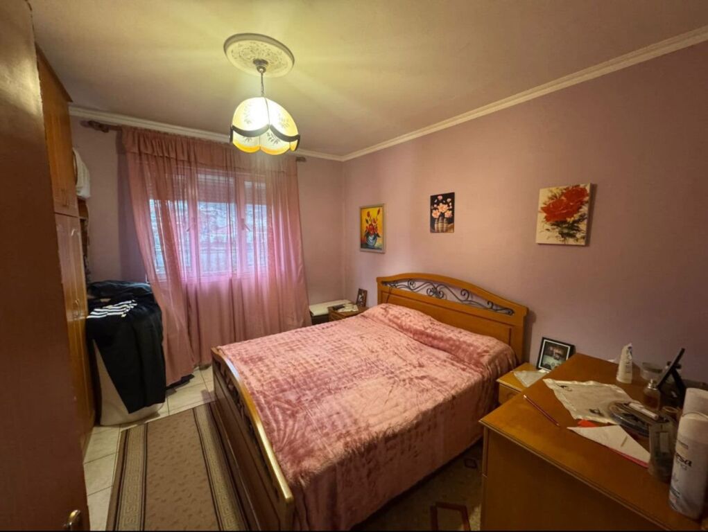 🏡 SHITET APARTAMENT 2+1 – 📍 Rr. Irfan Tomini, Tiranë