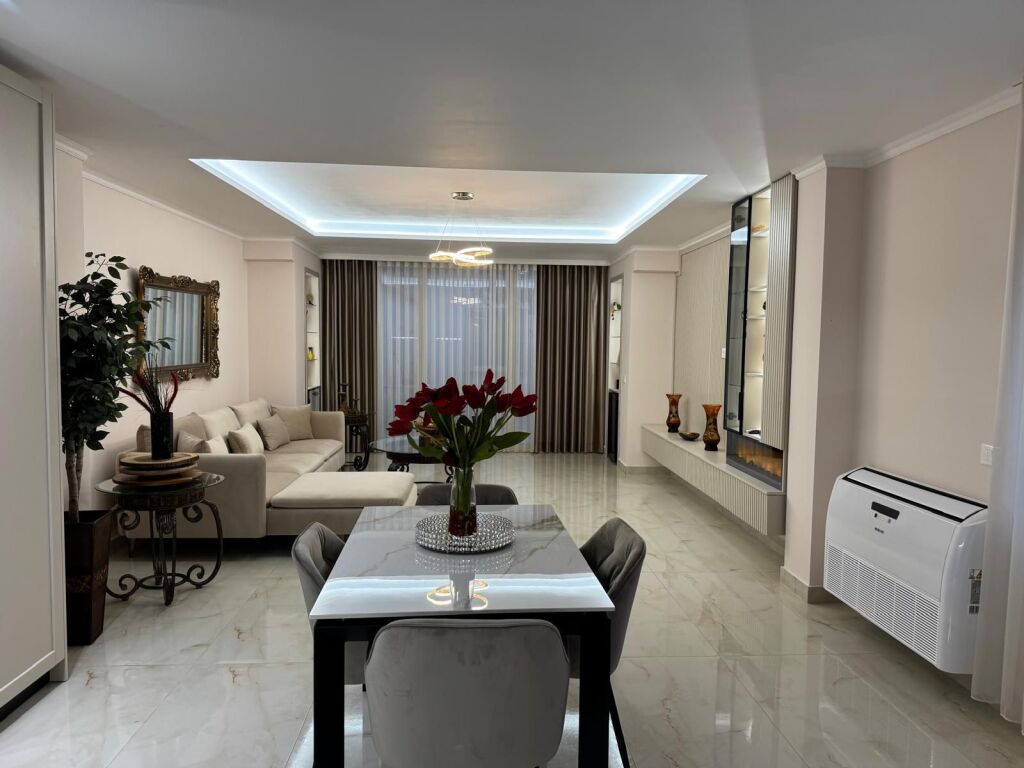 Vile per qera tek Rruga Arkitekt Sinani