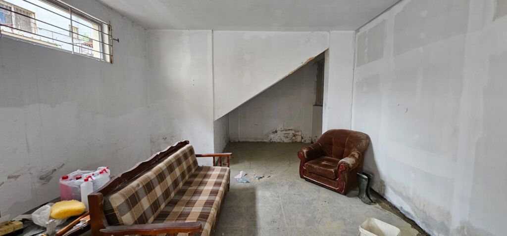 🏡 SHITET AMBJENT BIZNESI SHKOLLA QEMAL MICI DURRES