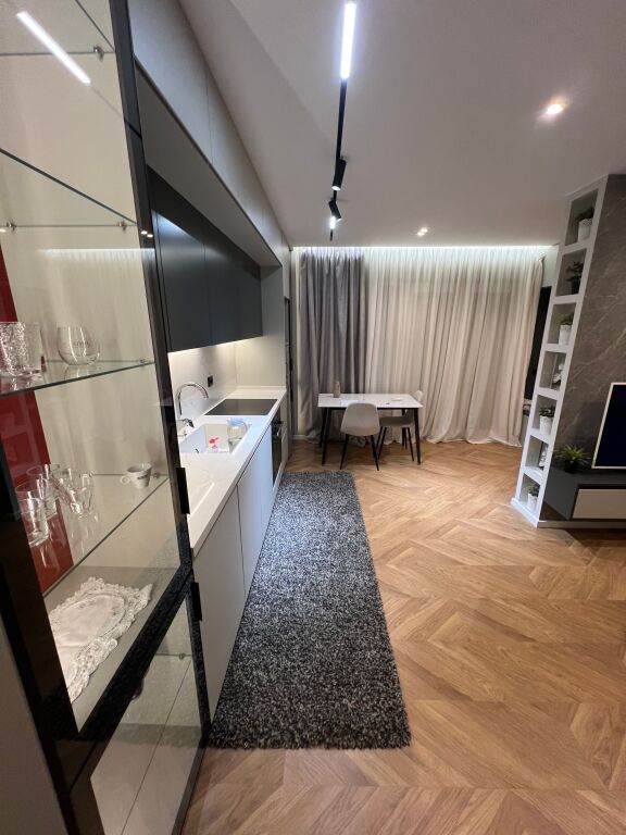 Qera 1+1 rezidenca kodra e diellit nga pronari