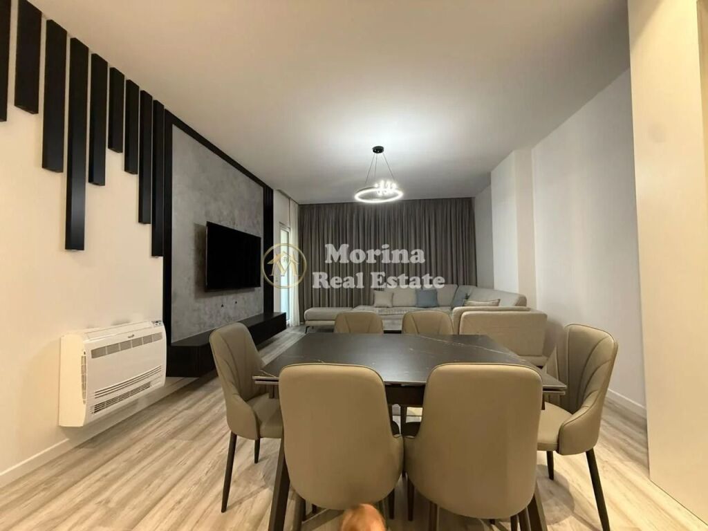 Affitto | Appartamento 2 + 1 | Via 5 Maji, Emerald Center | 800 €/mese