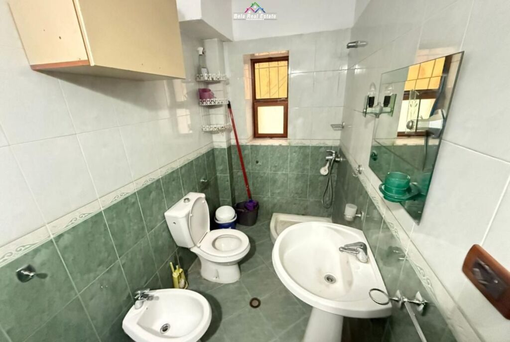Apartament Me Qera 3+1 Ne Kinostudio ( ID B23151) Tirane