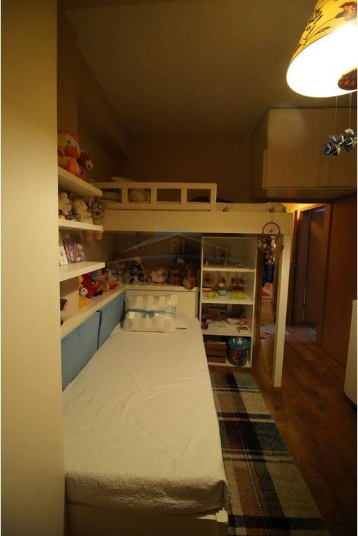 Appartamento 2+1+2+ 2 posti auto opzionali in vendita Comune di Parigi