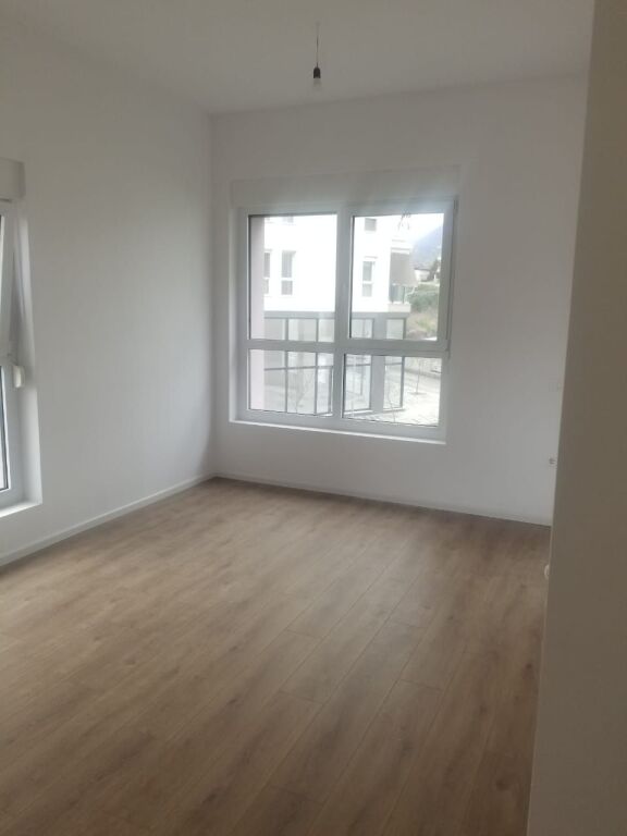 Apartament 1+1 Mangalem Kadiu