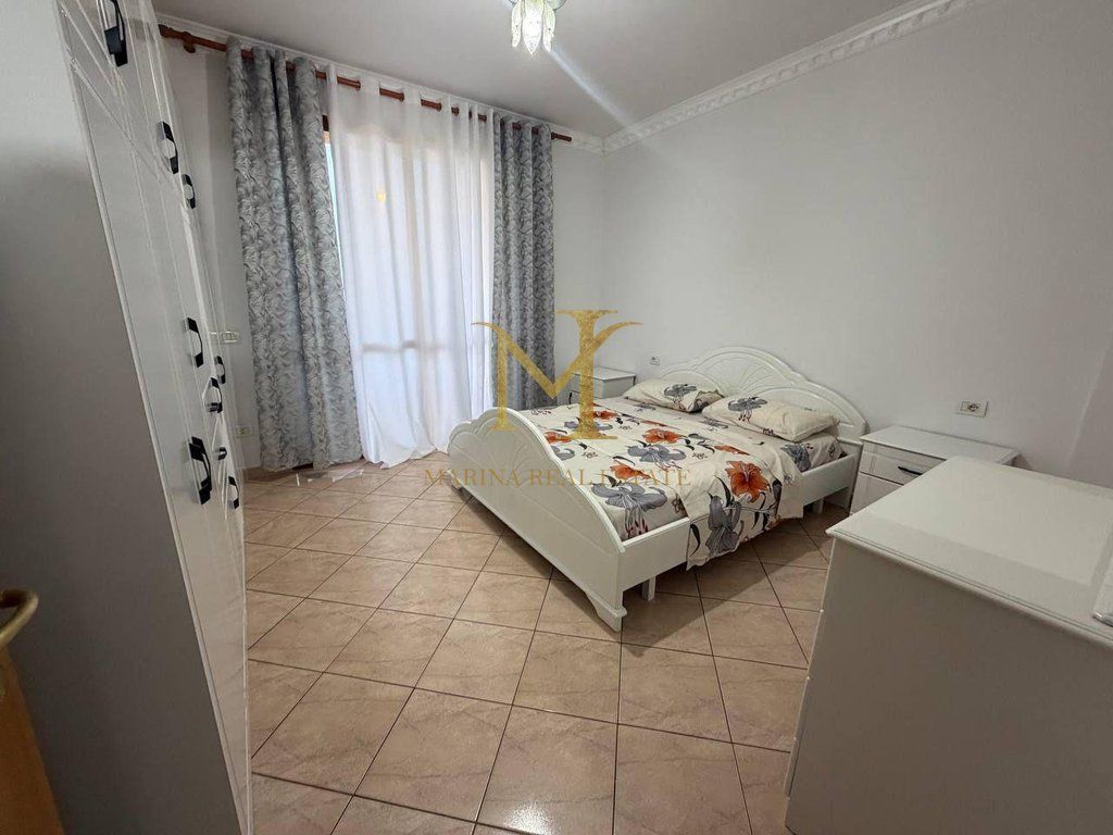 Apartament me qera 1+1 në Plazh Hekurudha, Durrës