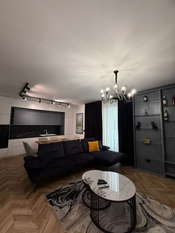 SUPER APARTAMENT 2+1 PER QIRA PRANE TEG-ut