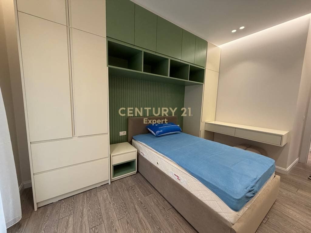 APPARTAMENTO 2+1 IN AFFITTO CON POSTO AUTO A ROSE GARDEN