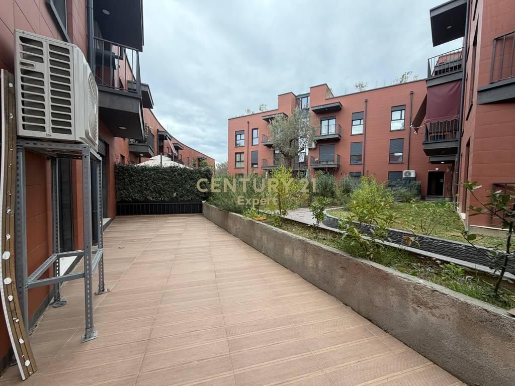 APPARTAMENTO 2+1 IN AFFITTO CON POSTO AUTO A ROSE GARDEN