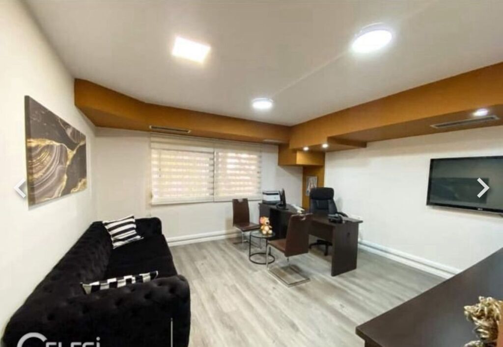 AMBJENT ME QERA - RR. SAMI FRASHERI, PERBALLE SHKOLLES PETRO NINI, BUZE RRUGE KRYESORE,