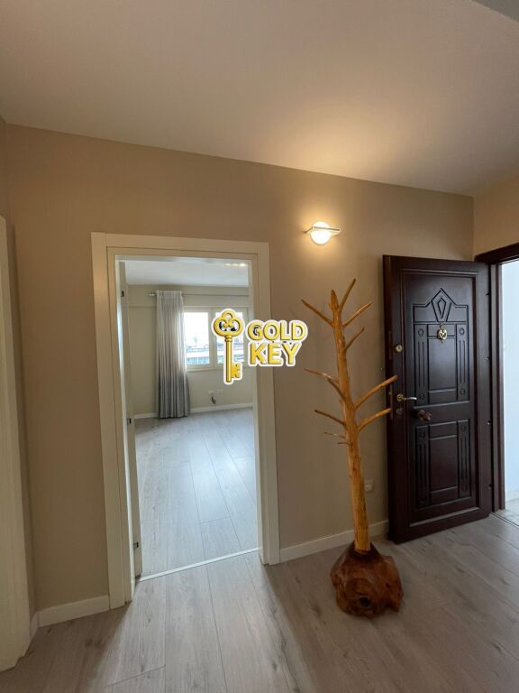 🏡 VENDESI APPARTAMENTO 2+1 + BALCONE VICINO AL PORTO DI DURRËS