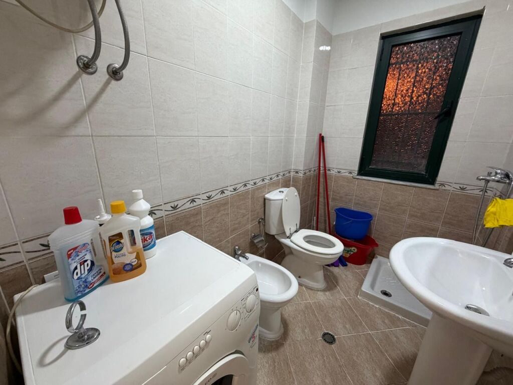 In Affitto Appartamento 2+1+2 Balconi