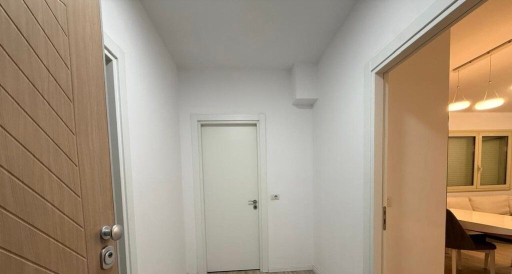 AFFITTIAMO APPARTAMENTO 1+1, IN VIA "EDUARD MANO" VICINO AL LAGO ASCIUTTO!