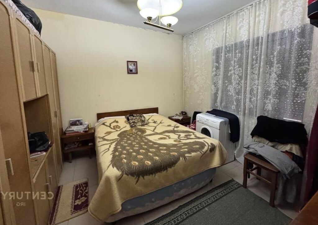 Shitet 3+1+Oborr tek Restoran Durresi