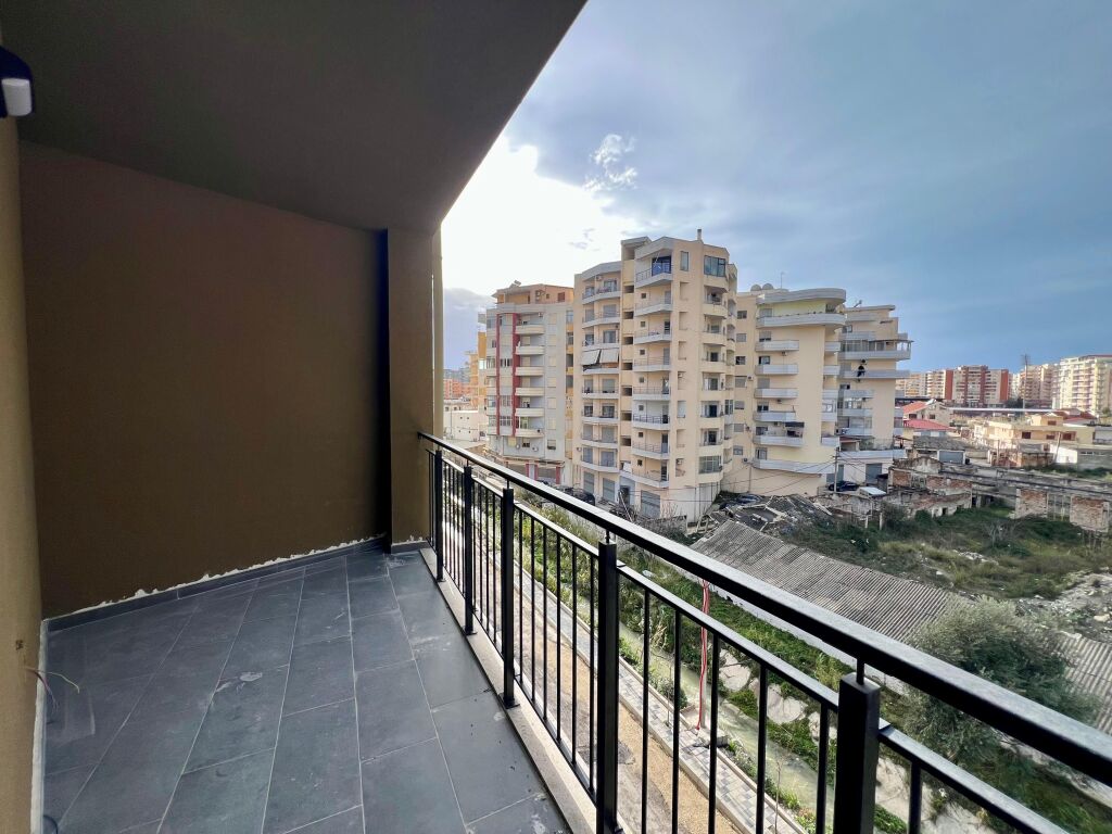 Apartament modern për shitje pranë Lungomare – Ndërtim i ri 2026
