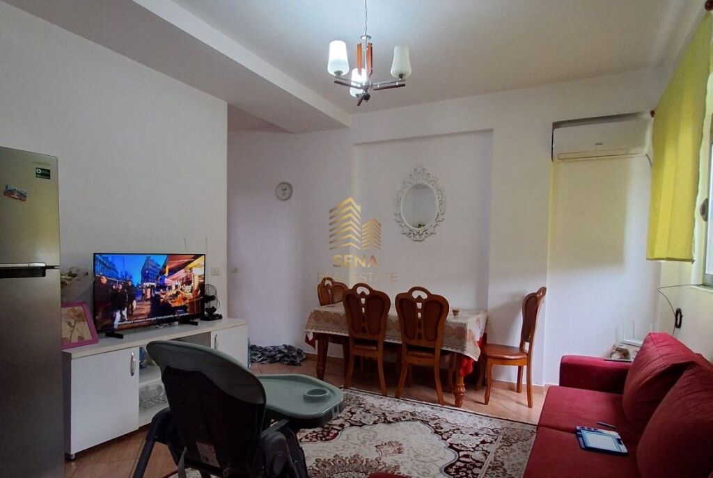 Shitet, Apartament 2+1+blk, Tirana e Re-Perballe Delijorgjit, 160,000 Euro