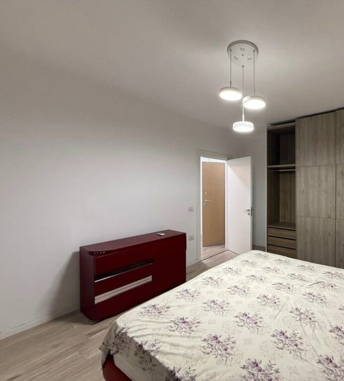 AFFITTIAMO APPARTAMENTO 1+1, IN VIA "EDUARD MANO" VICINO AL LAGO ASCIUTTO!