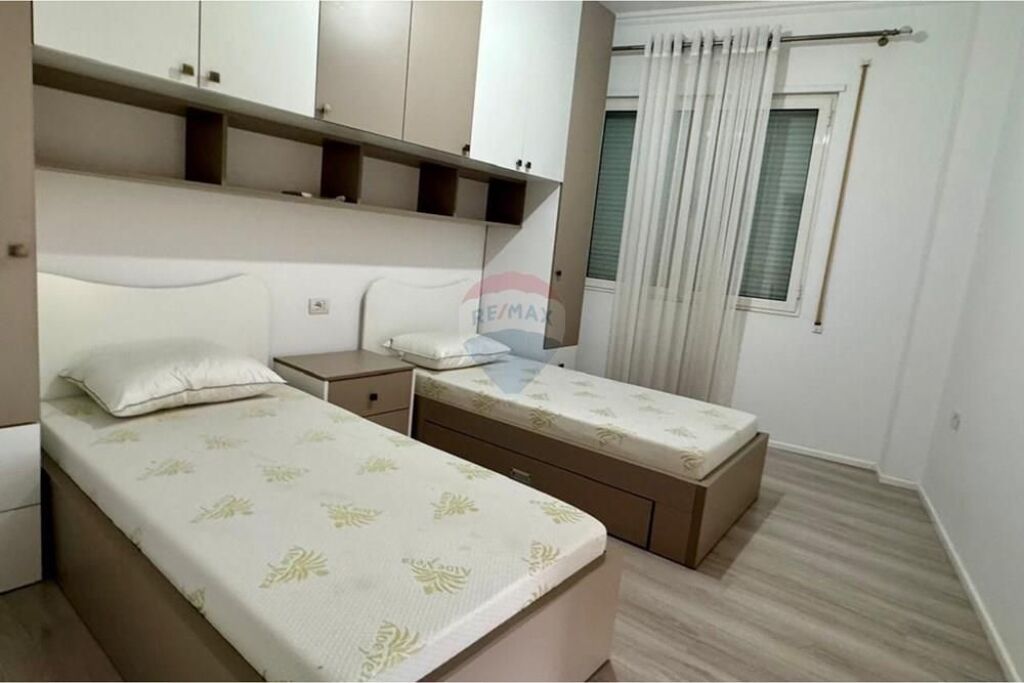 Apartament 2+1+2+ Post parkimi te Inxhinieria e Ndertimit
