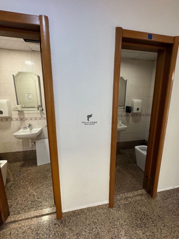 ZYRE ME QERA 220 M2 BLLOK 3300 EURO