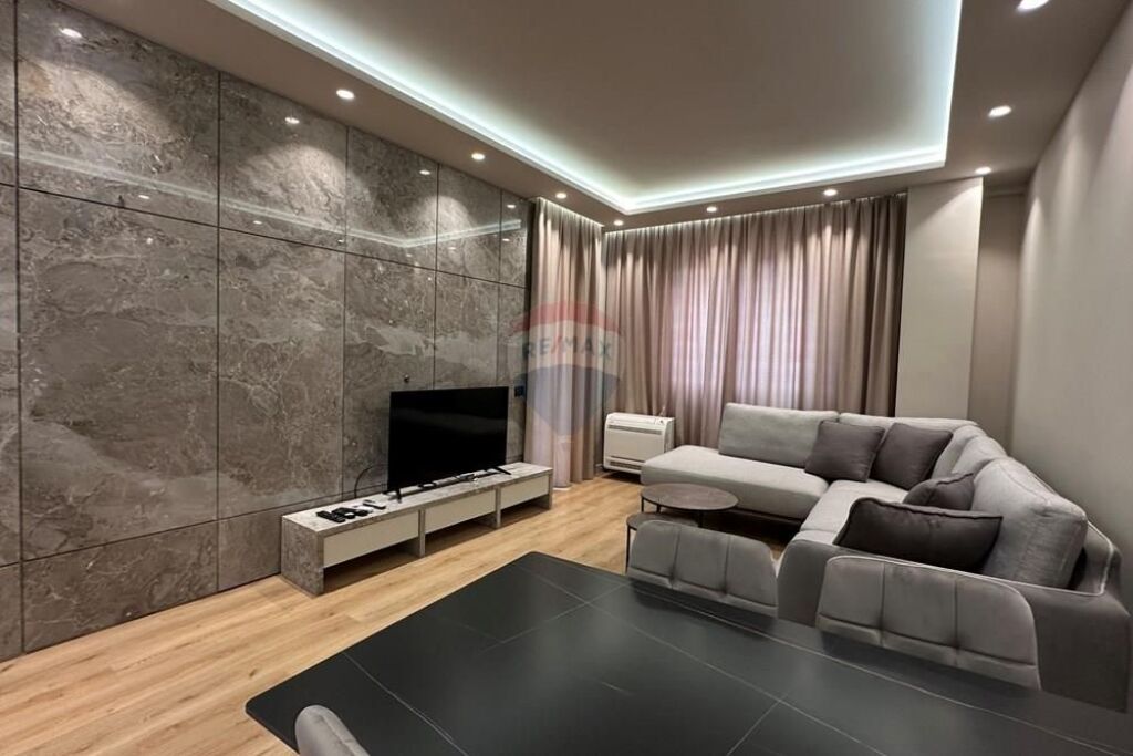 Appartamento 2+1 in affitto al Lake View Lago di Tirana.
