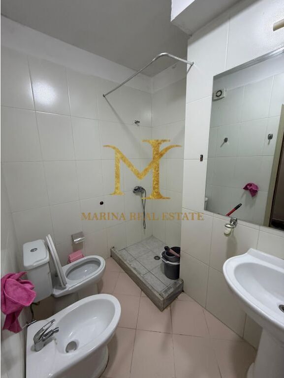 JEPET ME QERA APARTAMENT 1+1 NE PLAZH RROTA E KUQE !