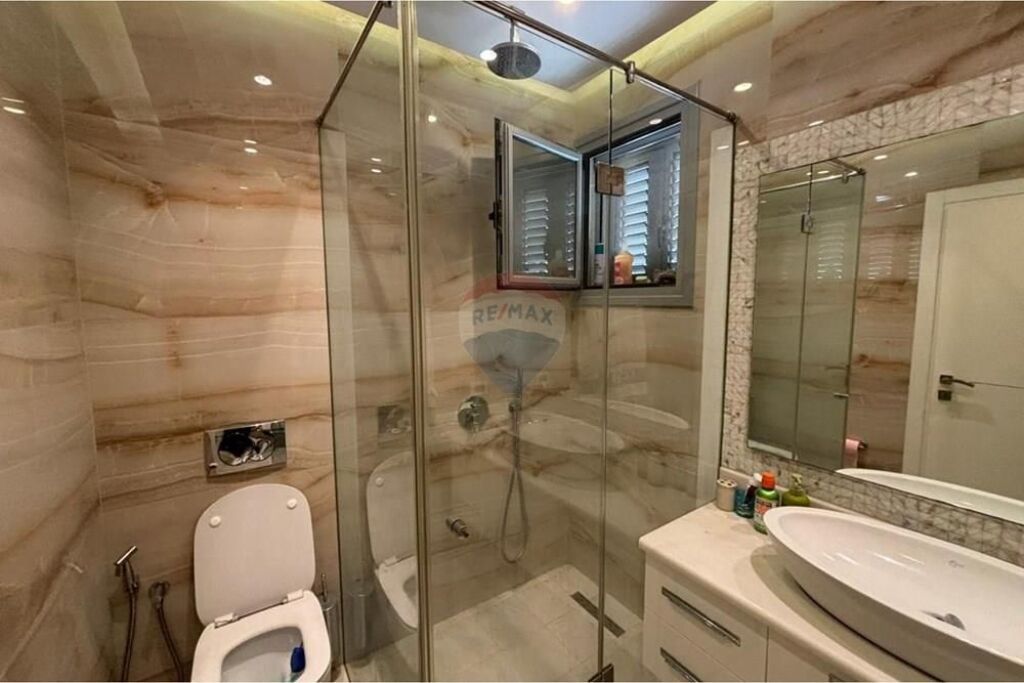 🏢 Apartament 2+1+2 me Qira – Skele, Vlorë