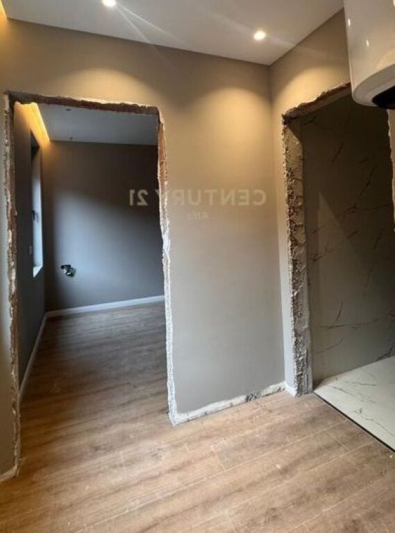 Vendesi in vendita appartamento 1+1 nel Complesso Xheluks