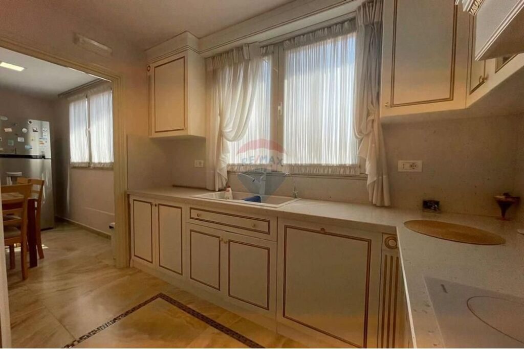 Penthouse 4+1+2 Zoological Garden