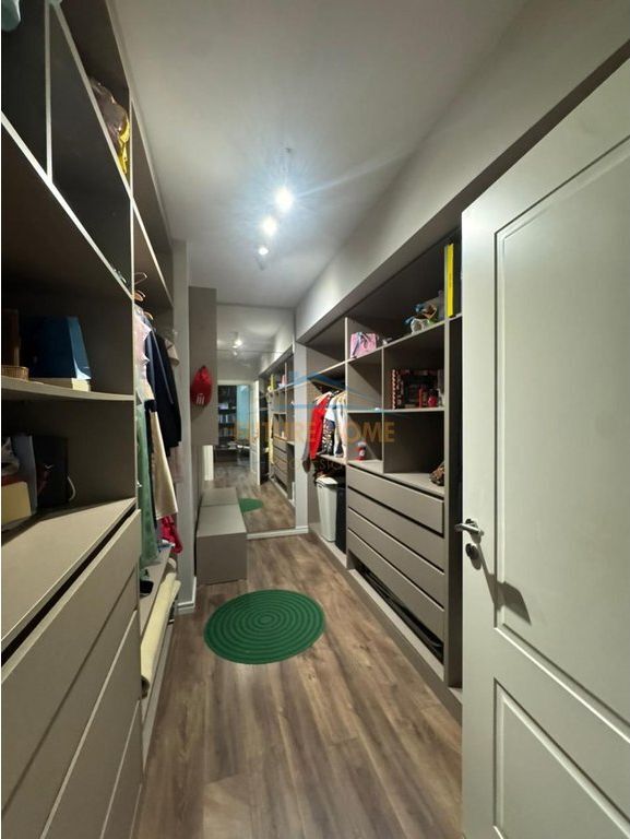 Appartamento 3+1+2 in vendita, 21 Dhjetori