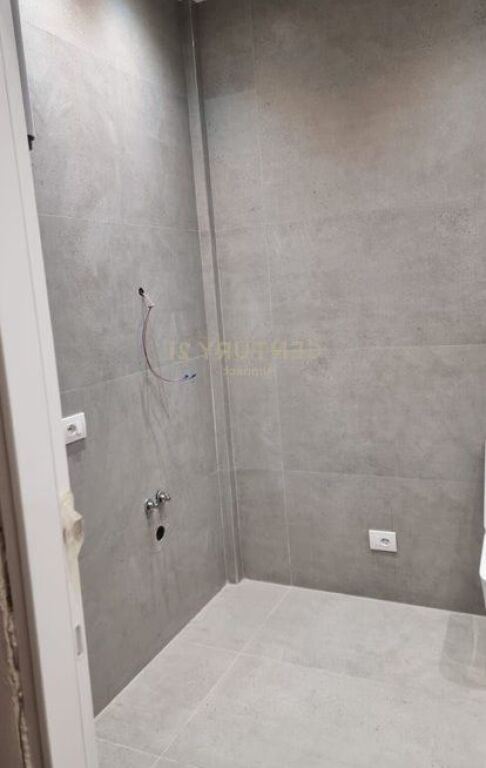 In vendita 1+1 al Lago Secco