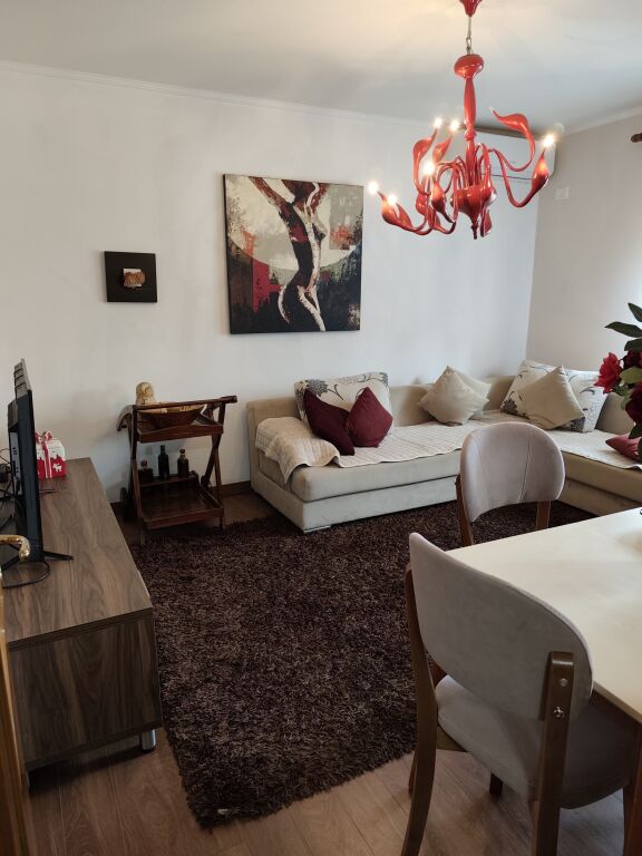 Apartament 1+1 per shitje te Ambasada Amerikane