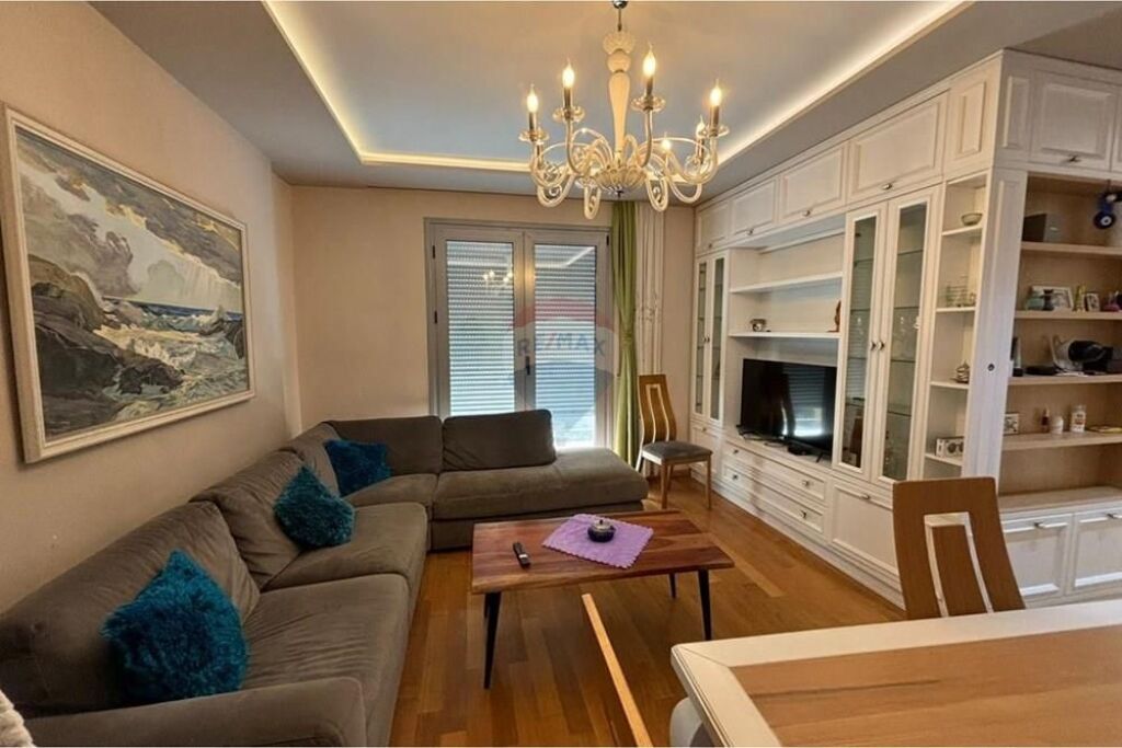 🏢 Apartament 2+1+2 me Qira – Skele, Vlorë