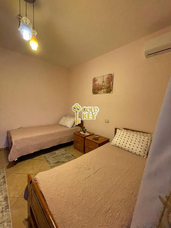 🏡 APARTAMENT ME QERA 2+1 + 2 BANJO + 2 BALLKONE + TARRACË – Pranvera, Durrës