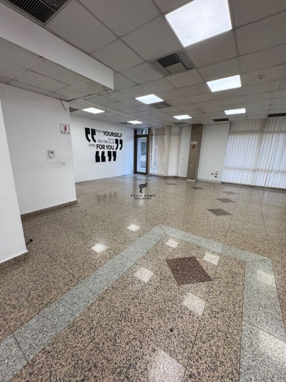 ZYRE ME QERA 340 M2 BLLOK 5100 EURO