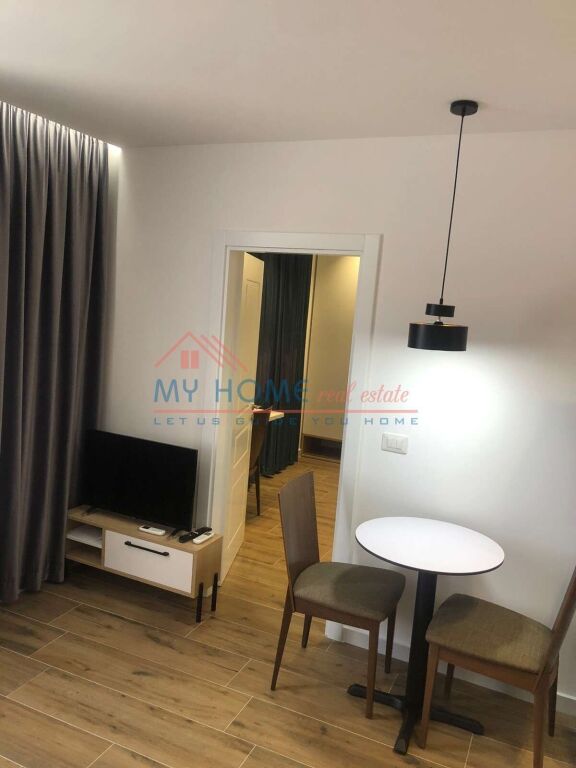 2 Apartament 1+1 ne Shitje Pazari i Ri Tirane