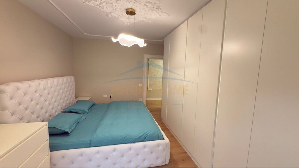 IN VENDITA APPARTAMENTO 2+1+2+2 POSTI AUTO, VIA DEI BOGDANE Empire64097