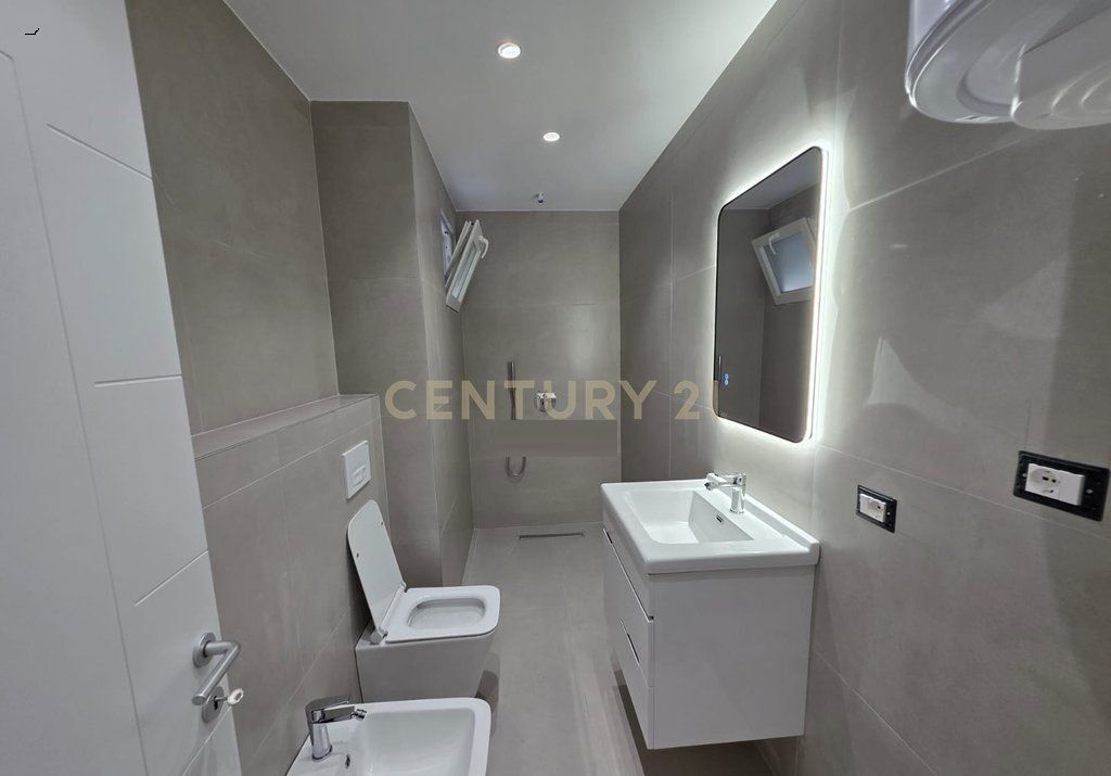 Apartment 2+1 for sale, renovated at Oxhaku