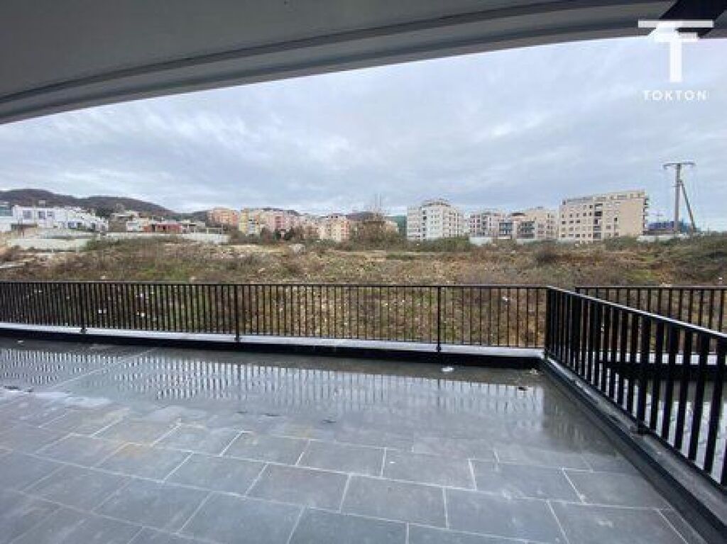 AFFITTO, APPARTAMENTO 2+1+2 &amp; VERANDA LAGO ASCIUTTO, TIRANA